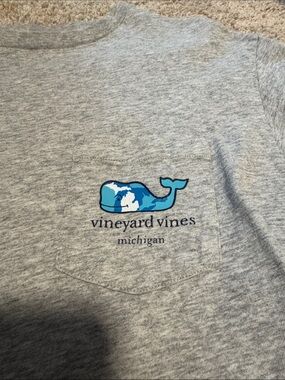 Vineyard Vines Heather Gray Pocket Tee with Blue Whale Michigan Graphic